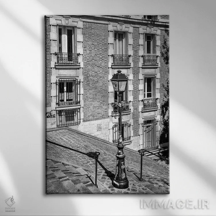 تابلو دکوراتیو سری سیاه مون مارتر اثر فیلیپ هوگونار - نمای روبهرو روی دیوار