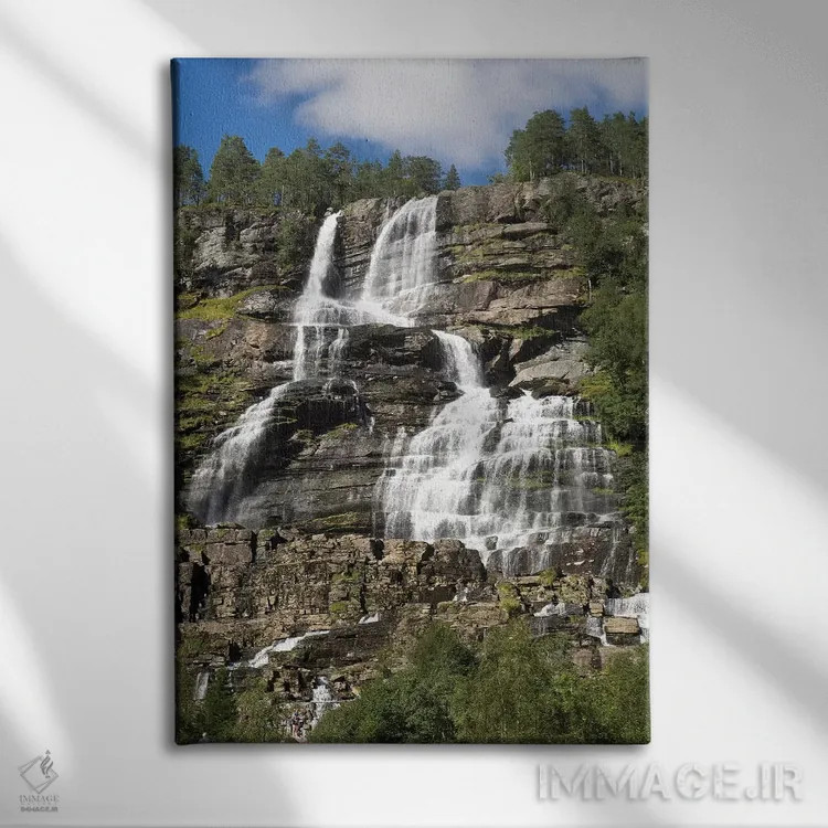 تابلو دکوراتیو Voss, Hordaland County, Norway" - "نمای زاویه پایین از… اثر پانورامیک ایمجز - نمای روبهرو روی دیوار