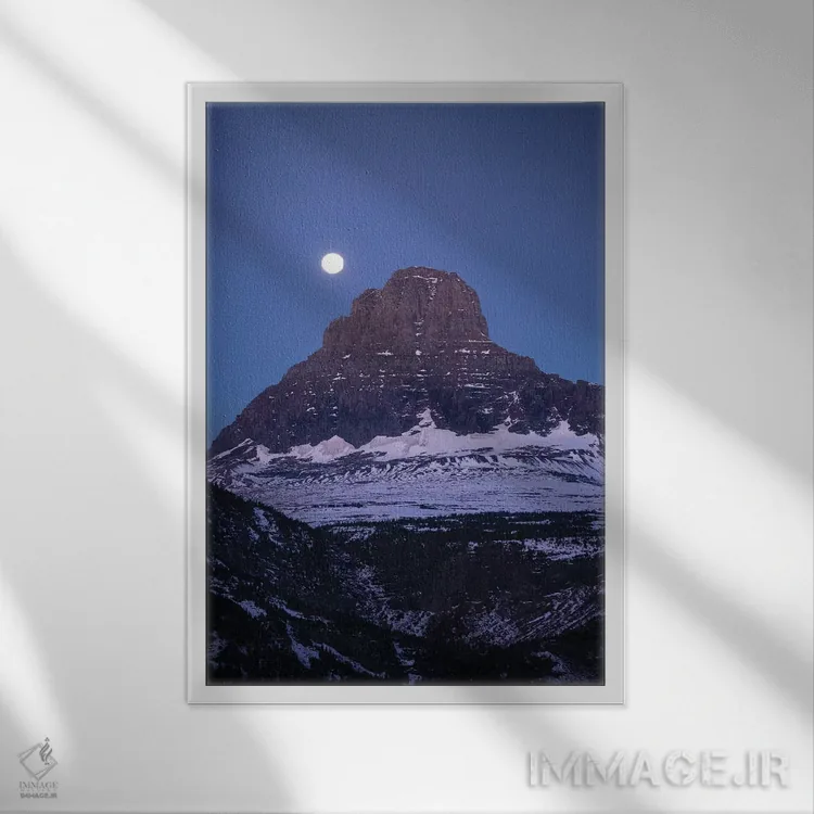 تابلو دکوراتیو Glacier National Park, Montana, USA" - "ماه بر فراز قله… اثر پانورامیک ایمجز - نمای قابدار سفید