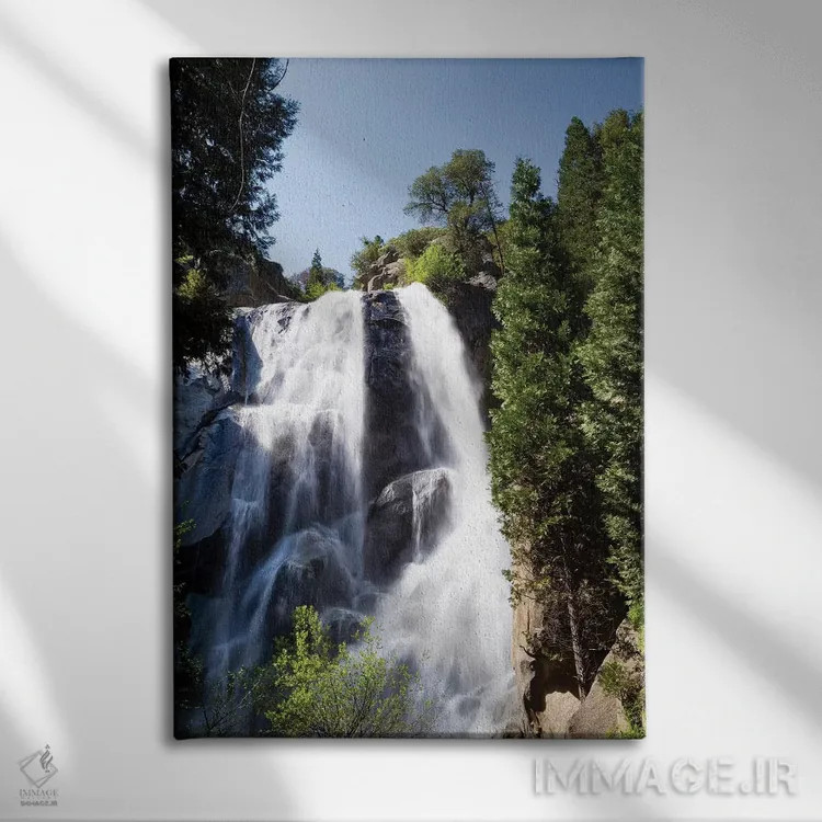 تابلو دکوراتیو Sequoia National Park, California, USA" - "آبشار در جنگ… اثر پانورامیک ایمجز - نمای روبهرو روی دیوار