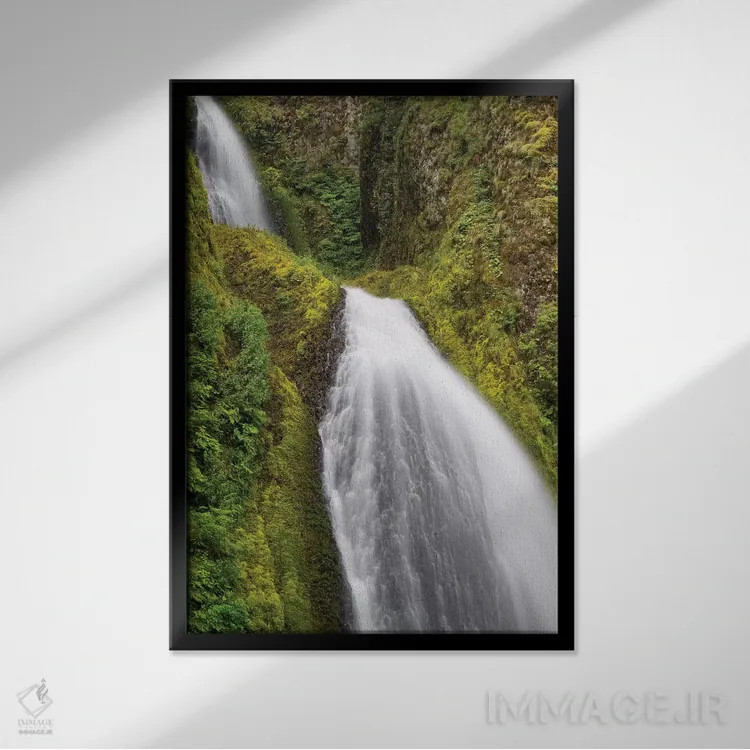 تابلو دکوراتیو Wahkeena Falls, Hood River, Oregon, USA II" - "آبشار در… اثر پانورامیک ایمجز - نمای قابدار مشکی
