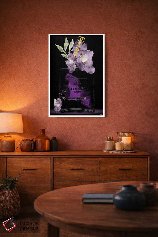 تابلو دکوراتیو بطری عطر مد با طیف های بنفش اثر پوماکای بارون - D4W