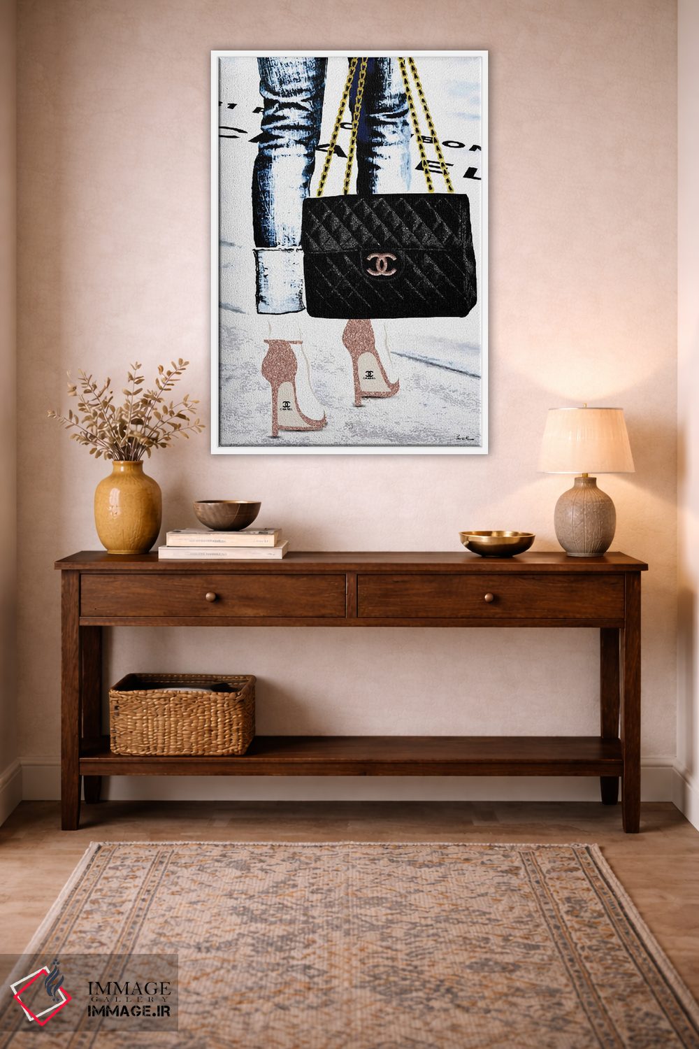 تابلو دکوراتیو بانویی با کیف شنل و کفش پاشنه بلند رزگلد اثر پوماکای بارون - D1W