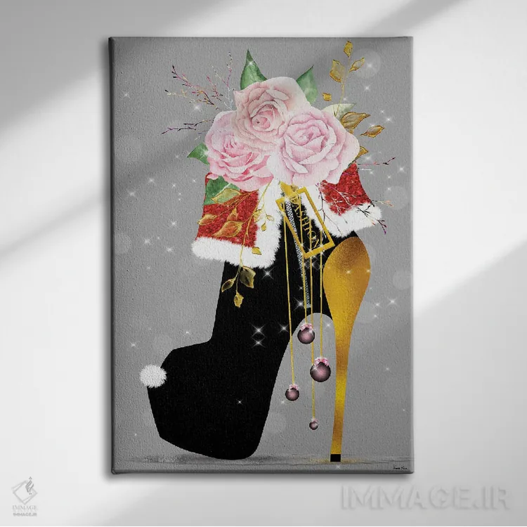 تابلو دکوراتیو کفش پاشنه بلند کریسمس مشکی و طلایی با گل رز صورتی اثر پوماکای بارون - نمای روبهرو روی دیوار