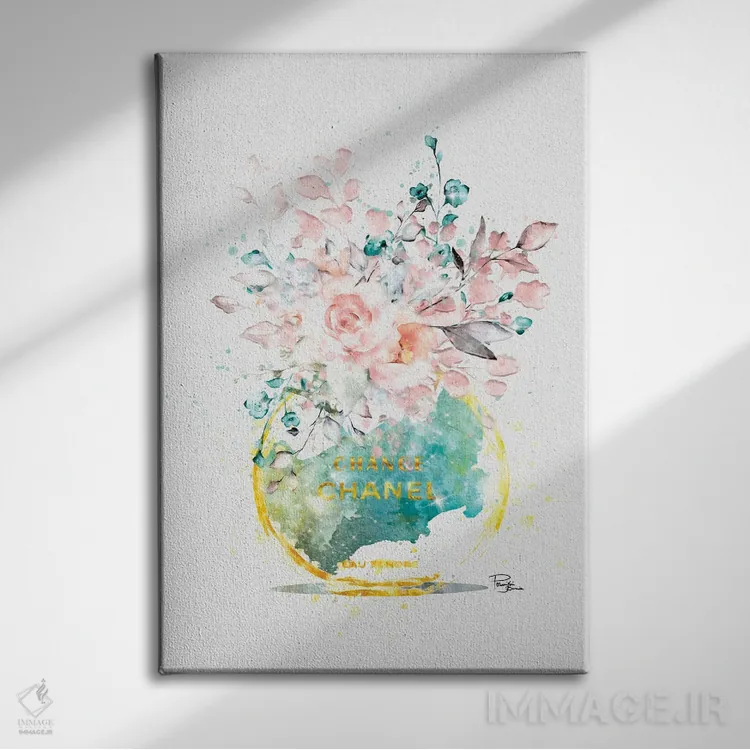 تابلو مدرن شیشه عطر گرد انتزاعی دسته گل کثیف با گل های رز صورتی لطیف اثر پوماکای بارون - نمای روبهرو روی دیوار