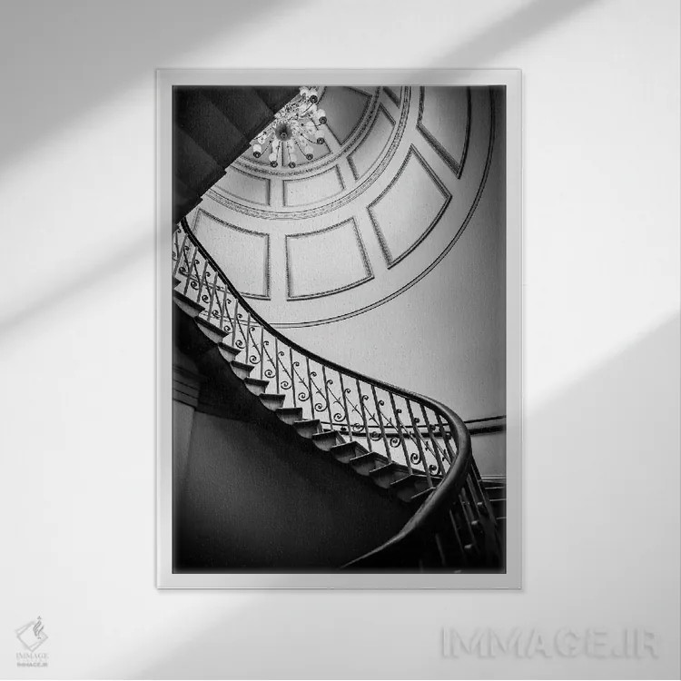 تابلو دکوراتیو مارپیچ عظیم اثر آپریل رولند - نمای قابدار سفید