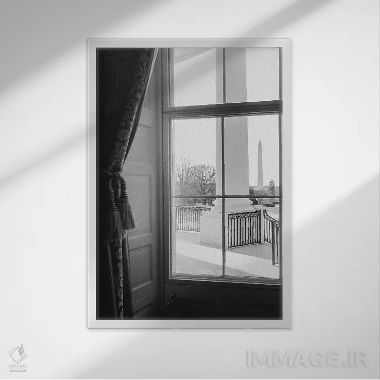تابلو دکوراتیو نمای داخلی اثر آپریل رولند - نمای قابدار سفید