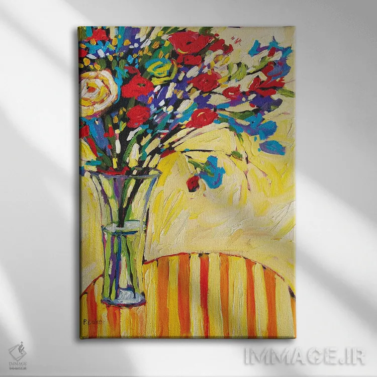 تابلو دکوراتیو گلدان گل روی رومیزی راه راه قرمز و زرد اثر پتی بیکر - نمای روبهرو روی دیوار