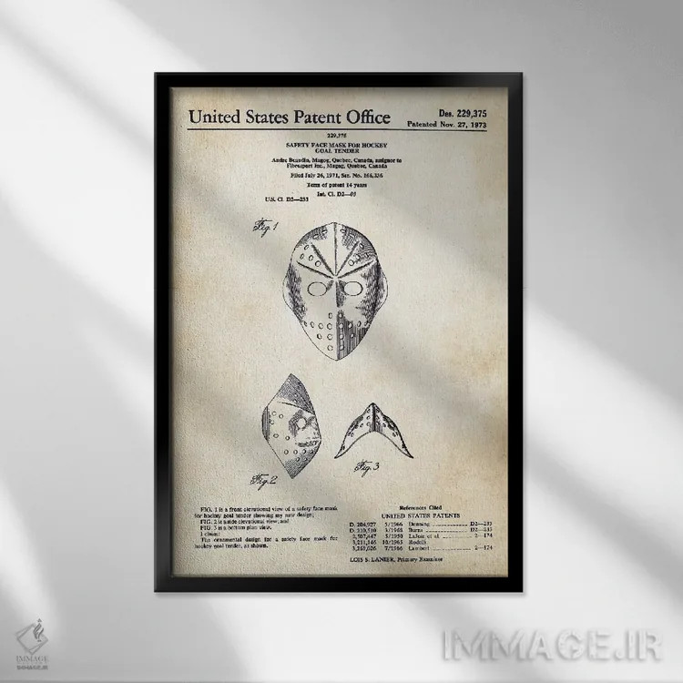 تابلو دکوراتیو ماسک هاکی جیسون ورهیز اثر پتنت ۷۷ - نمای قابدار مشکی