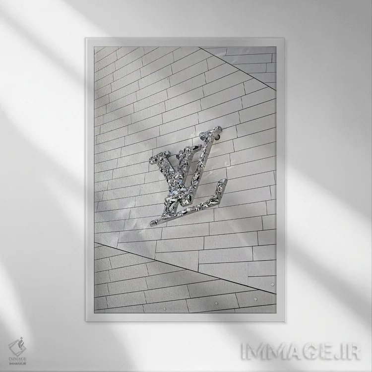 تابلو دکوراتیو عکاسی مد لویی ویتون ۳ اثر پل رومر - نمای قابدار سفید