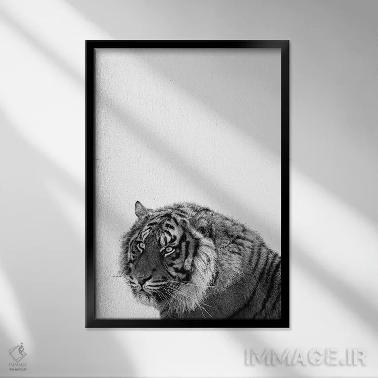 تابلو دکوراتیو ببر تک رنگ اثر پیکسی پیپر - نمای قابدار مشکی