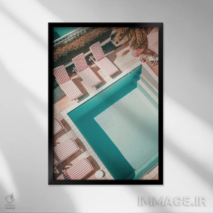 تابلو دکوراتیو استخر شنای صورتی اثر گریس دیجیتال آرت کو - نمای قابدار مشکی