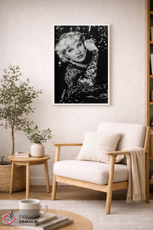 تابلو دکوراتیو ژست پشت شانه می وست اثر رادیو دیز - D6W