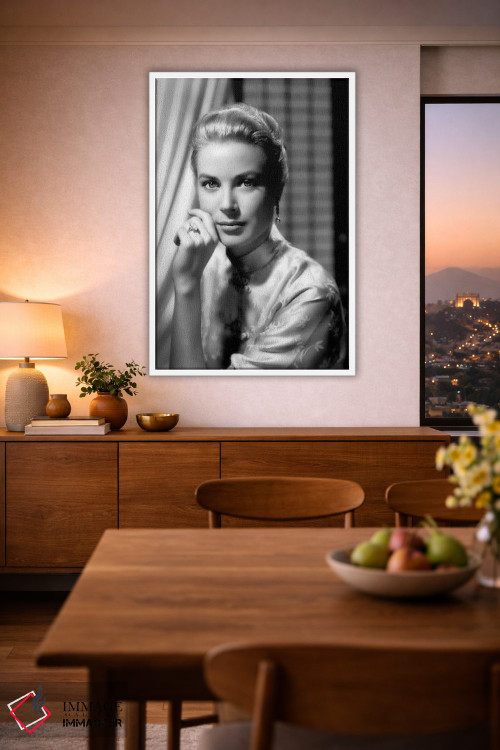 تابلو دکوراتیو گریس کلی با بلوز شرقی اثر رادیو دیز - D1W