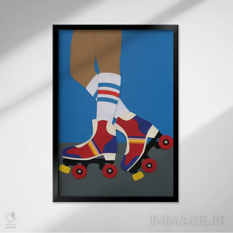 تابلو دکوراتیو دختر اسکیت سوار دهه ۷۰ اثر روزی فایست - نمای قابدار مشکی