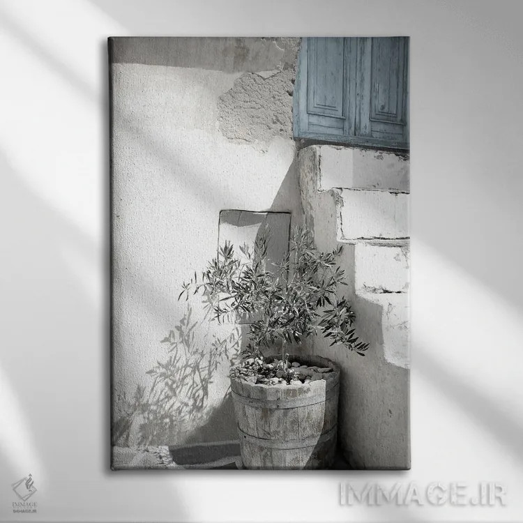 تابلو دکوراتیو درب آبی خاک آلود اثر ریلیب - نمای روبهرو روی دیوار