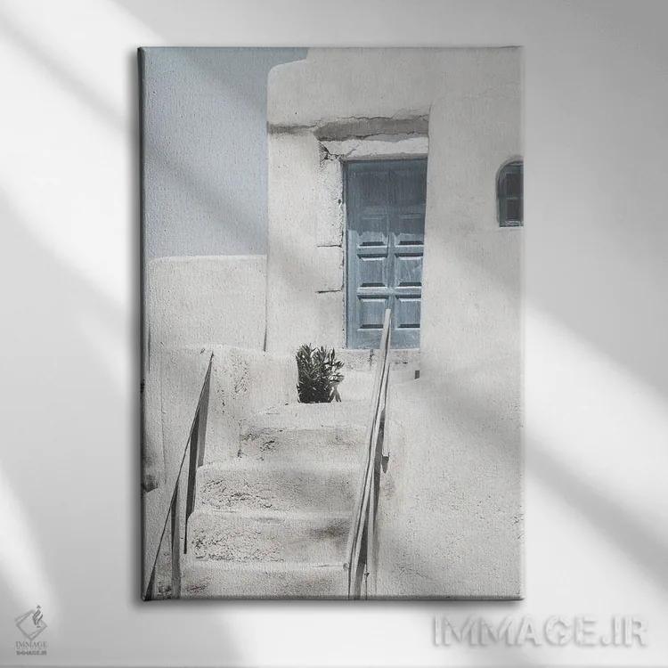 تابلو دکوراتیو در آبی غبارآلود شماره هشت اثر ریلیب - نمای روبهرو روی دیوار