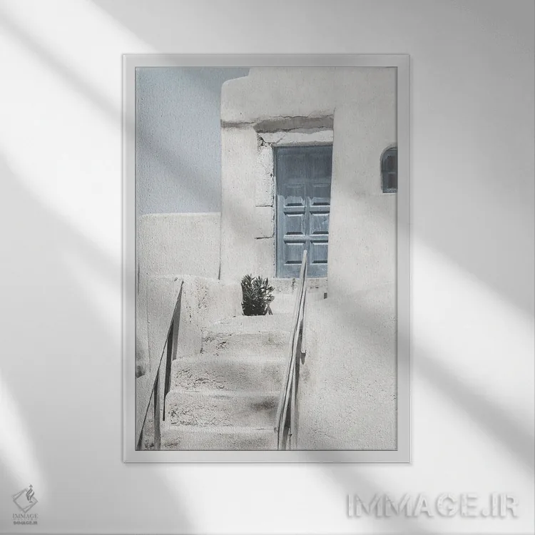 تابلو دکوراتیو در آبی غبارآلود شماره هشت اثر ریلیب - نمای قابدار سفید