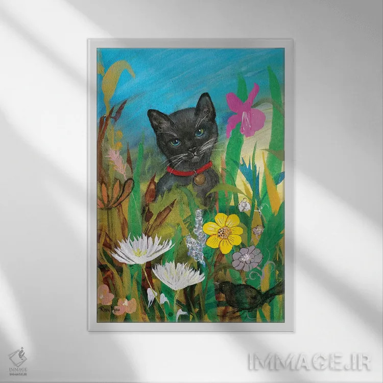 تابلو دکوراتیو گربه در باغ اثر رابین ماریا - نمای قابدار سفید