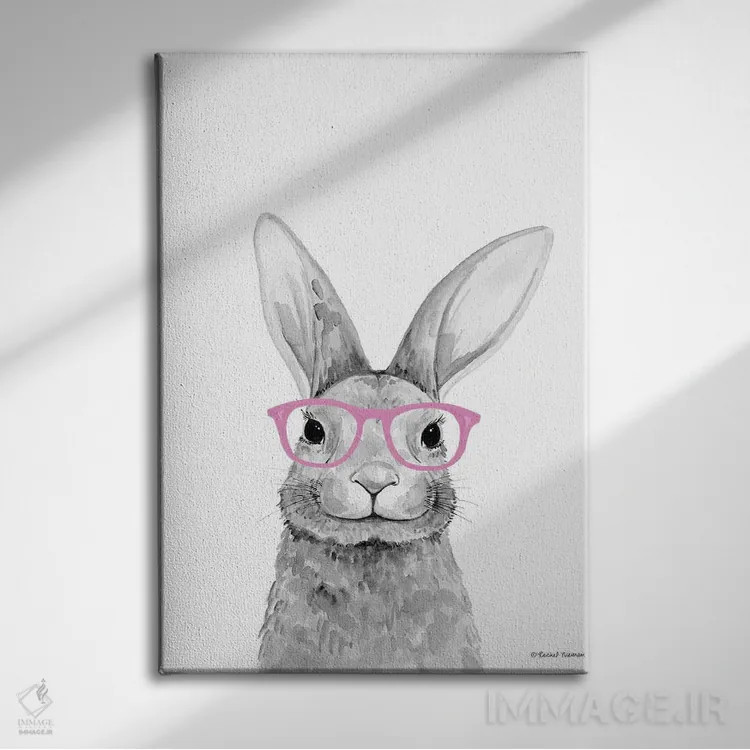 تابلو دکوراتیو خرگوش باهوش اثر ریچل نیمان - نمای روبهرو روی دیوار