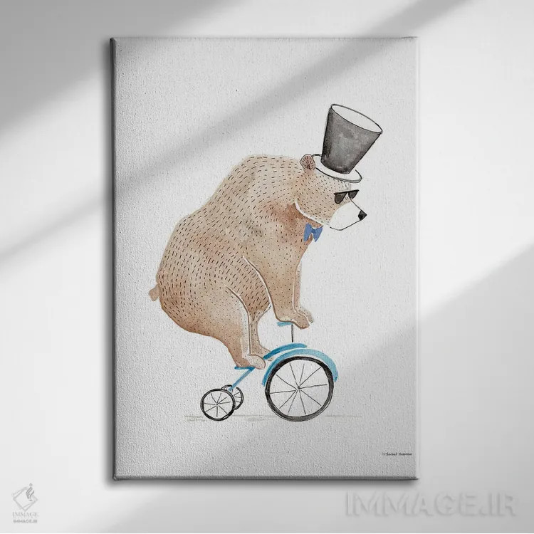 تابلو دکوراتیو خرس سوار دوچرخه اثر ریچل نیمان - نمای روبهرو روی دیوار