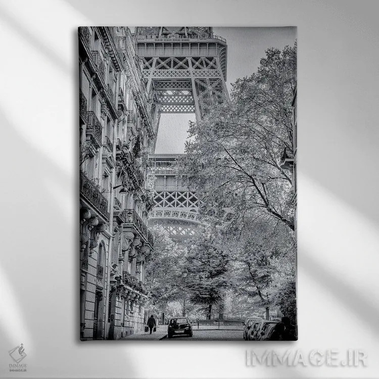 تابلو دکوراتیو برج ایفل در پاییز اثر رز پالنیسانو - نمای روبهرو روی دیوار