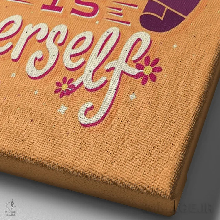 تابلو دکوراتیو زن موفق اثر ریزا رودیل - نمای نزدیک بافت بوم