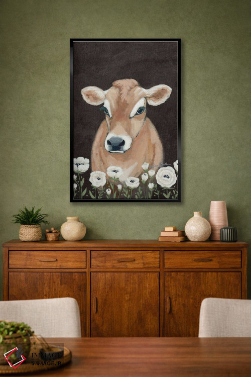 تابلو مدرن گاو با گل ها اثر سارا بیکر - D2B