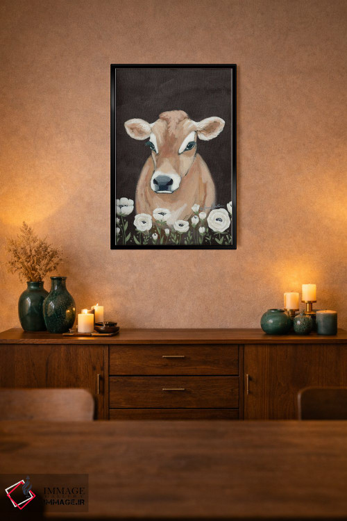 تابلو مدرن گاو با گل ها اثر سارا بیکر - D3B