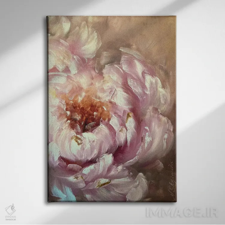 تابلو انتزاعی گل انتزاعی بژ دو اثر مارینا اسکرمووا - نمای روبهرو روی دیوار