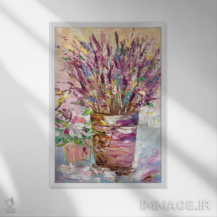 تابلو دکوراتیو دسته گل اسطوخودوس با پرنده اثر مارینا اسکرمووا - نمای قابدار سفید