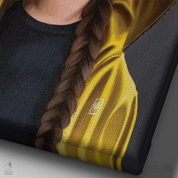 تابلو دکوراتیو گرتا تونبرگ اثر راب اسنو - نمای نزدیک بافت بوم