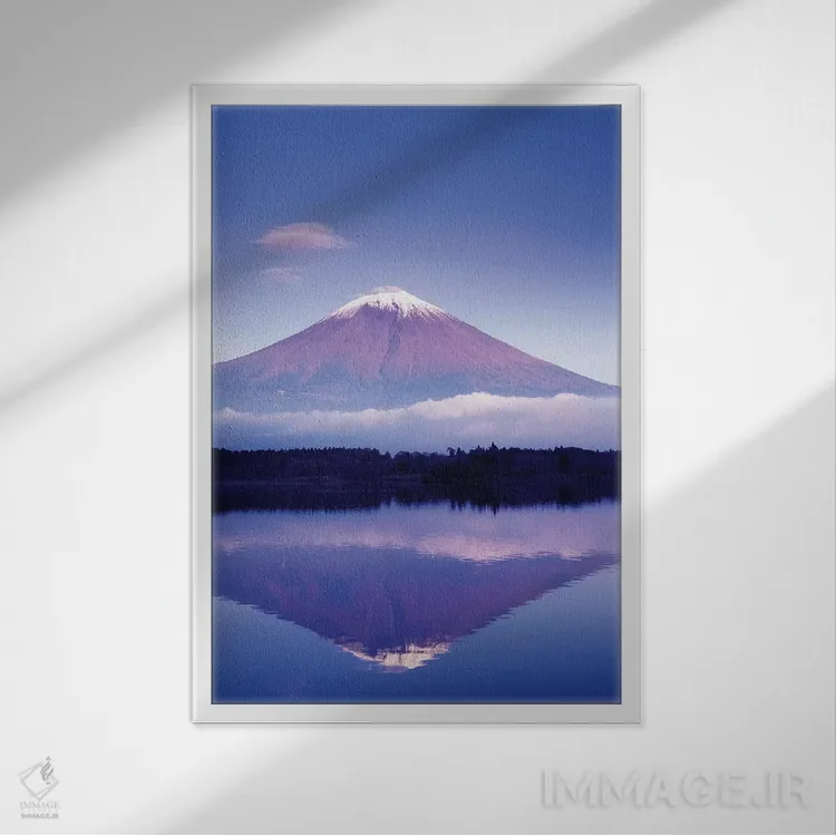 تابلو دکوراتیو Lake Motosu, Yamanashi Prefecture, Japan,بازتاب کوه فوجی، دریا… اثر راب تیلی - نمای قابدار سفید