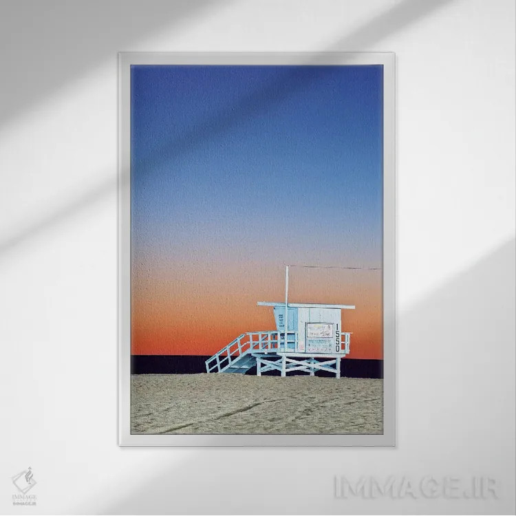 تابلو دکوراتیو Santa Monica Beach, Santa Monica, California, USA,کلبه نجات غر… اثر راب تیلی - نمای قابدار سفید