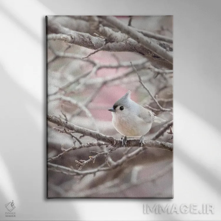 تابلو دکوراتیو چرخ ریسک کاکل دار اثر روپا ساتون - نمای روبهرو روی دیوار