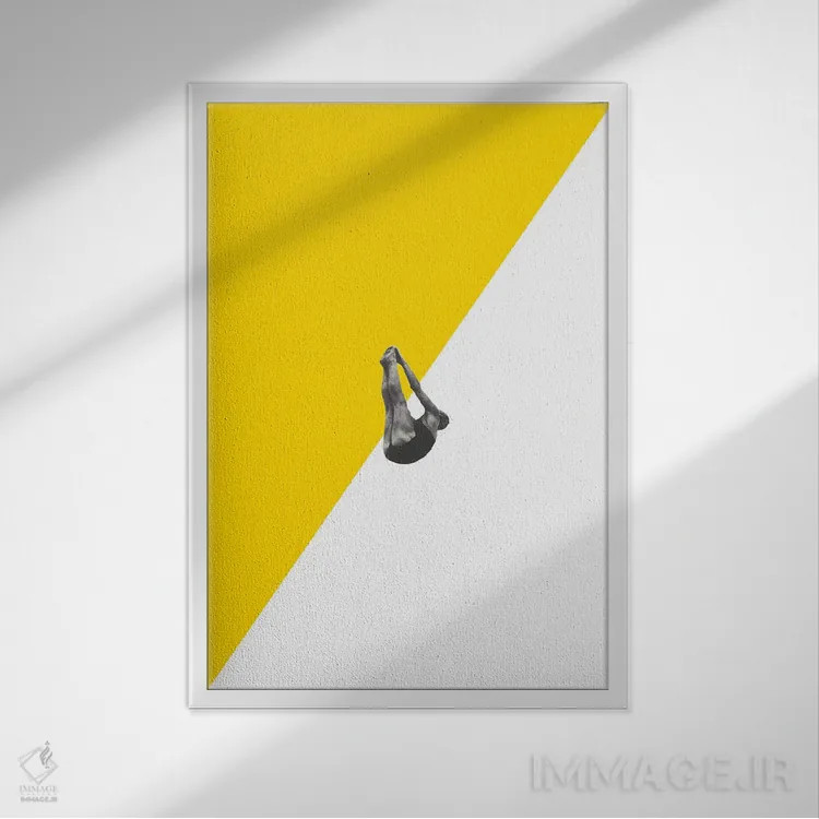 تابلو دکوراتیو غواص زرد اثر ریچارد وروجز - نمای قابدار سفید