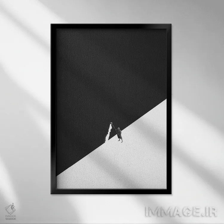 تابلو دکوراتیو سفید کاری یا شستشو با آب اثر ریچارد وروجز - نمای قابدار مشکی