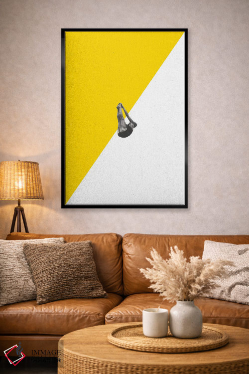 تابلو دکوراتیو غواص زرد اثر ریچارد وروجز - D4B