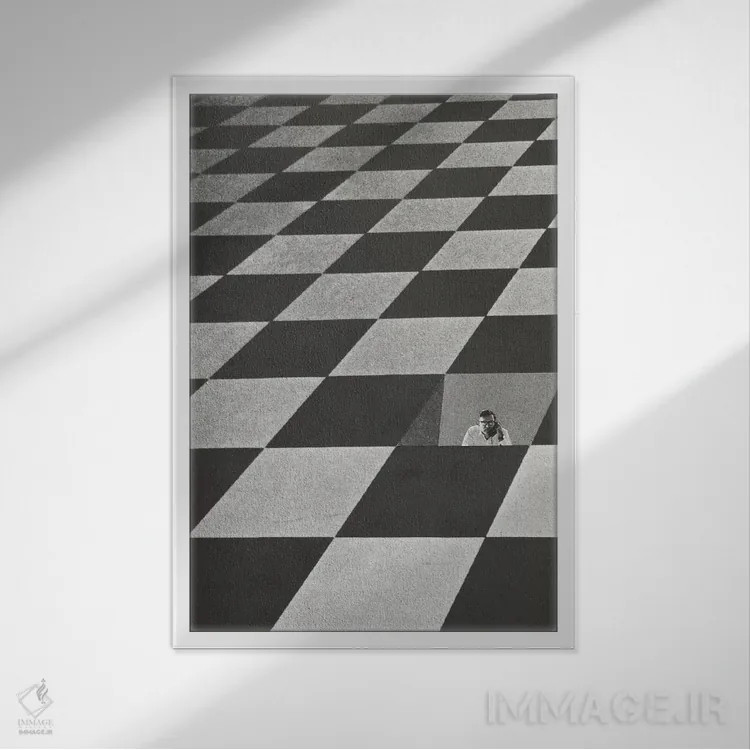 تابلو دکوراتیو دپارتمان اثر ریچارد وروجز - نمای قابدار سفید