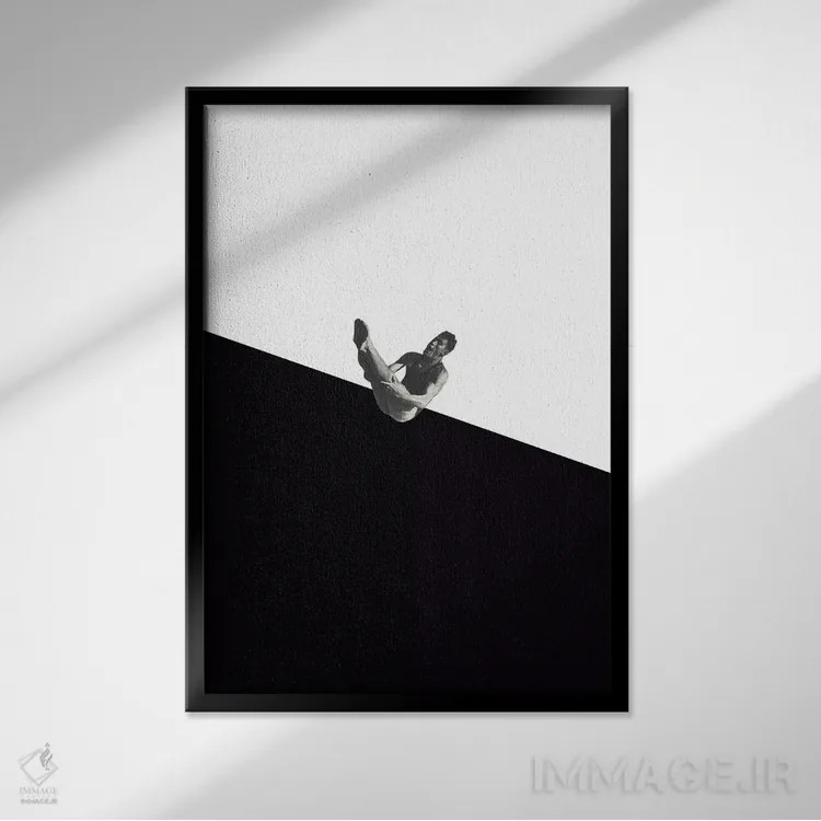 تابلو مینیمال غواص اثر ریچارد وروجز - نمای قابدار مشکی