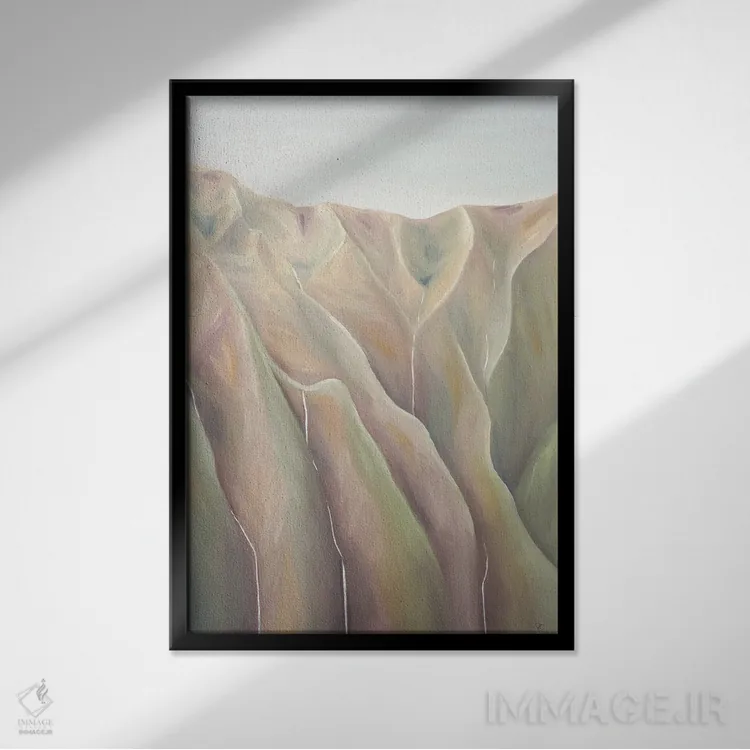 تابلو دکوراتیو توانمند اثر سارا کادل - نمای قابدار مشکی