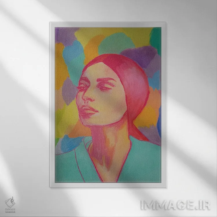 تابلو دکوراتیو زن با بلوز آبی اثر سرینا سینگ - نمای قابدار سفید