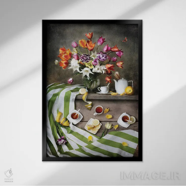 تابلو دکوراتیو صبحانه برای چهار نفر اثر النا شیچکو - نمای قابدار مشکی