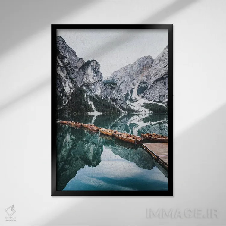 تابلو دکوراتیو دریاچه براایس اثر سایمون یونگ - نمای قابدار مشکی