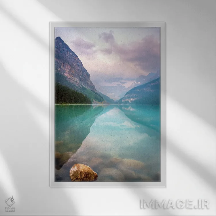 تابلو دکوراتیو طلوع آرام دریاچه لوئیز اثر سوزانه کرمر - نمای قابدار سفید