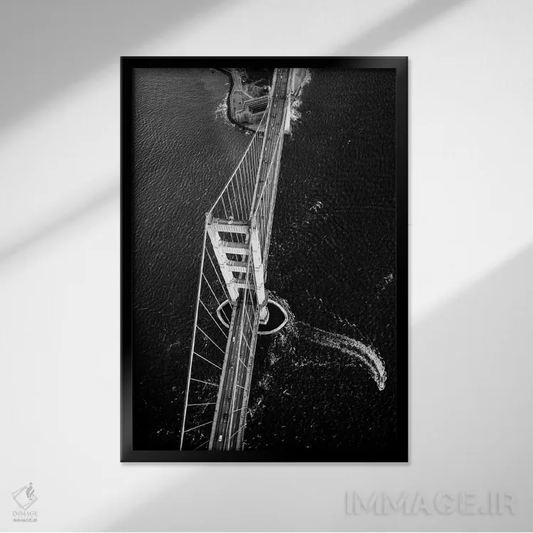 تابلو دکوراتیو نمای هوایی پل گلدن گیت اثر سوزانه کرمر - نمای قابدار مشکی