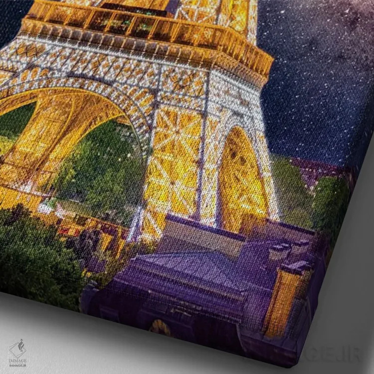 تابلو دکوراتیو Eiffel Tower Paris,زیر ستارگان، برج ایفل پاریس اثر سوزانه کرمر - نمای نزدیک بافت بوم