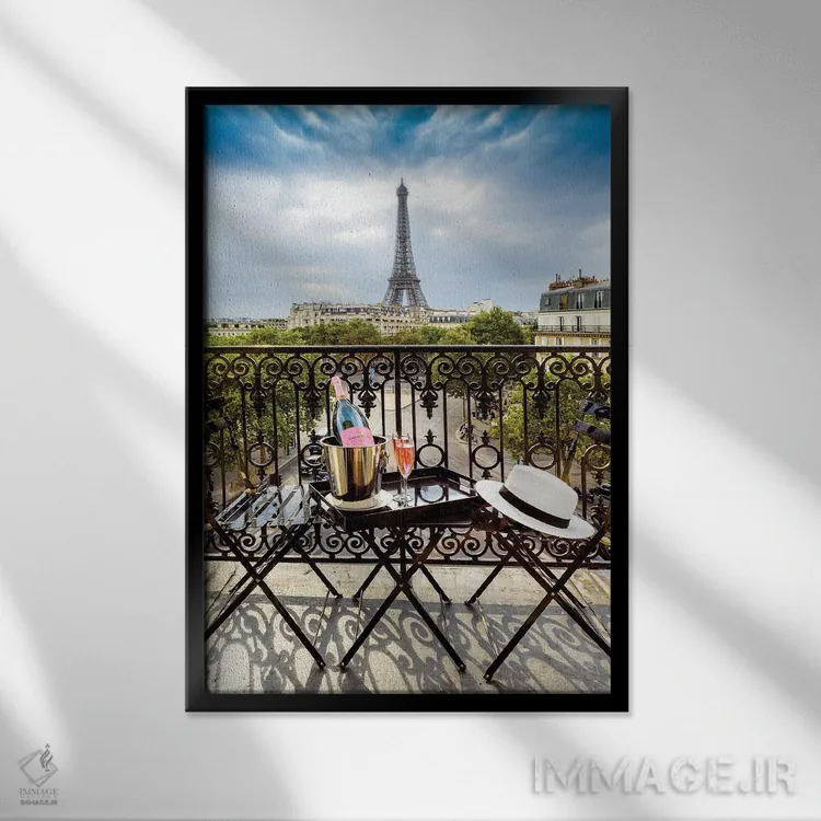 تابلو دکوراتیو Champ de Mars, Rose Champagne on Balcony,برج ایفل، میدان شا… اثر سوزانه کرمر - نمای قابدار مشکی