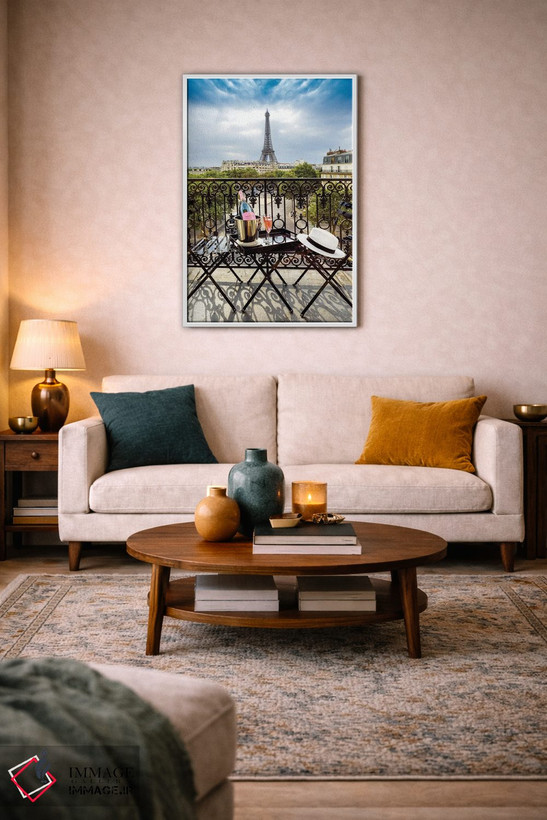 تابلو دکوراتیو Champ de Mars, Rose Champagne on Balcony,برج ایفل، میدان شا… اثر سوزانه کرمر - D2W