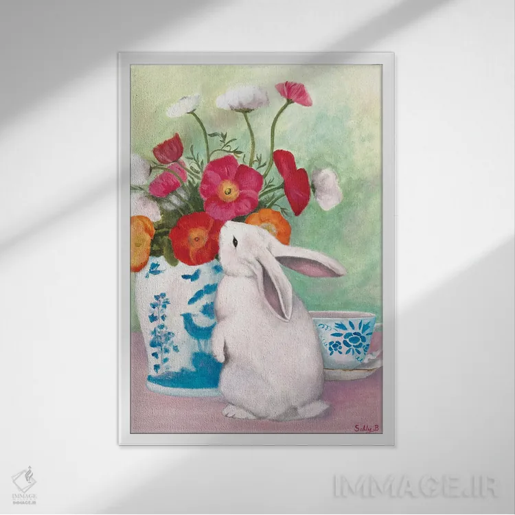 تابلو دکوراتیو خرگوش چین وار و گل های شقایق اثر سالی بی - نمای قابدار سفید